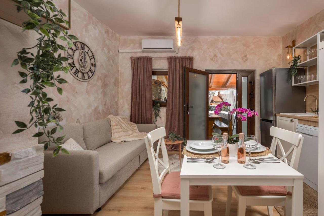 Piccola Villa Adriatic With A Swimming Pool, Grill, Children Playground Opatija Ičići Dış mekan fotoğraf